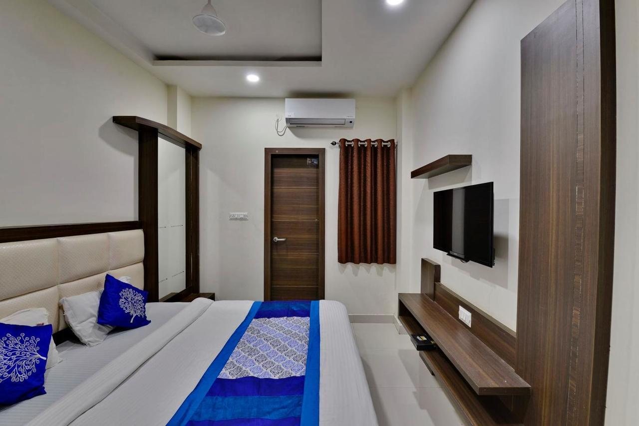 Hotel Amar Palace Ujjain Exterior foto